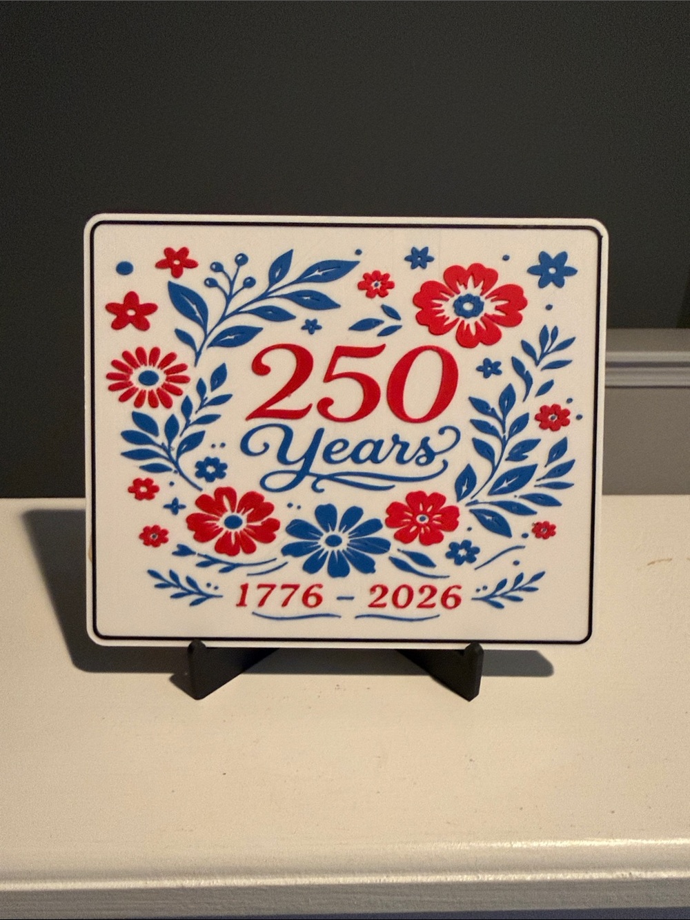 250 Years Decorative Plaque - Red & Blue Floral - Picture 1 of 2